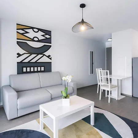 Adagio Bâle Mulhouse Aeroport Apartamento 4*