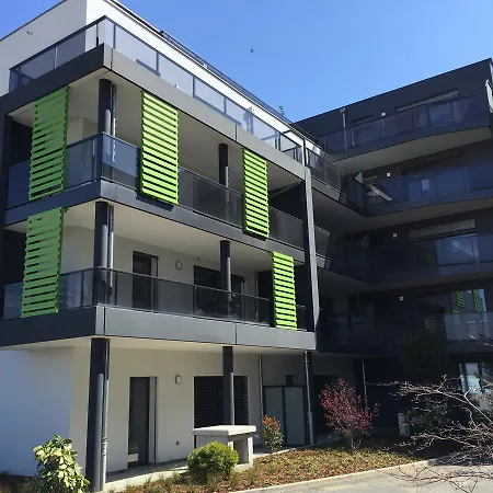 アパート Adagio Bale Mulhouse Aeroport ブロッツアイム